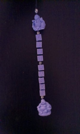 De nieuwe Boeddha's staan ook erg leuk in een zeepketting. Los €3,50, in cadeauverpakking + gastenhanddoek €5,00