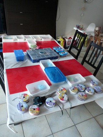 De tafel is ingericht